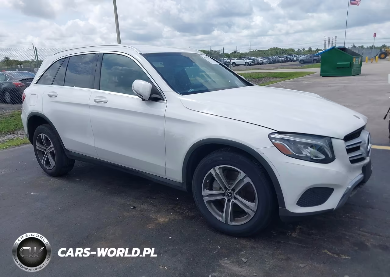 2018 Mercedes-Benz Glc 300 – zdjęcie 1 z 17
