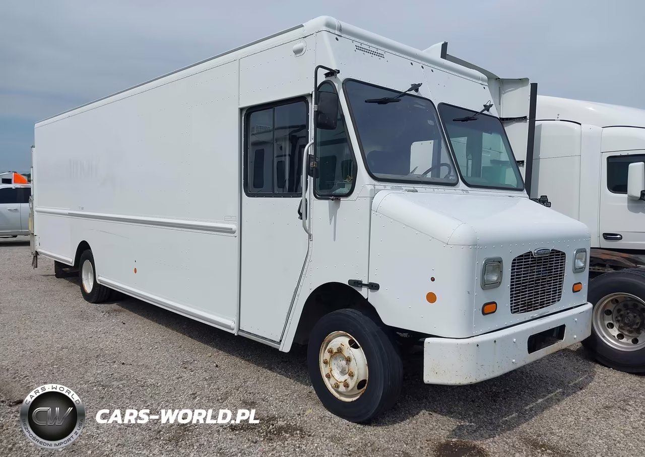 2013 Freightliner Chassis M Line Walk-In Van