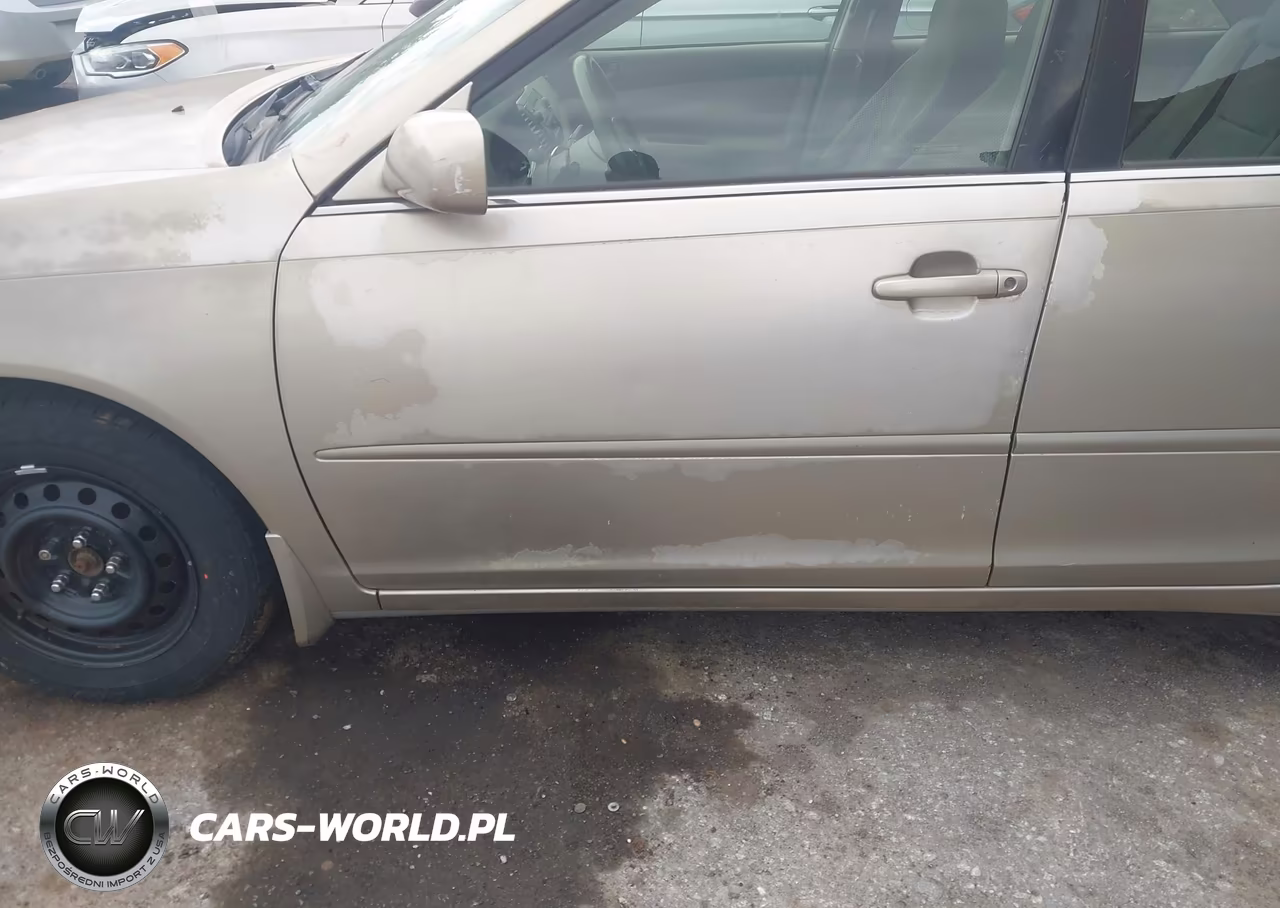 2002 Toyota Camry Le VIN:JTDBE32K120052508 - 6