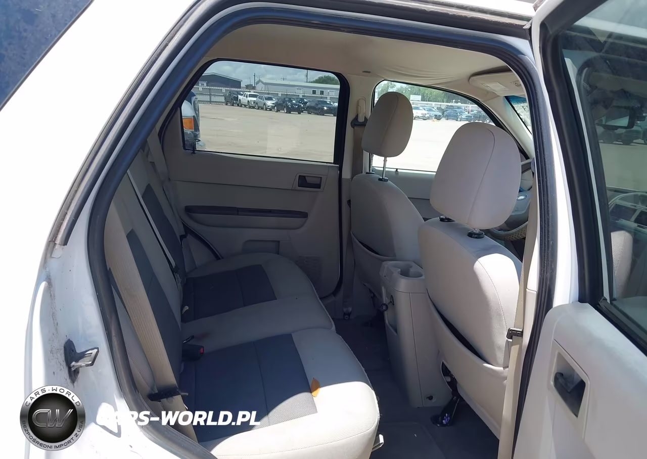 2008 Ford Escape Xlt VIN:1FMCU03108KB41958 - 8