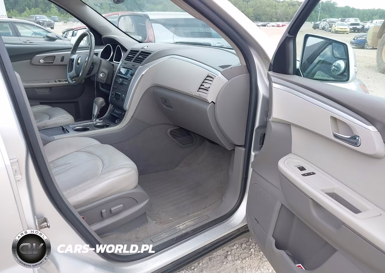 2010 Chevrolet Traverse Lt VIN:1GNLVGED7AJ242984 - 5