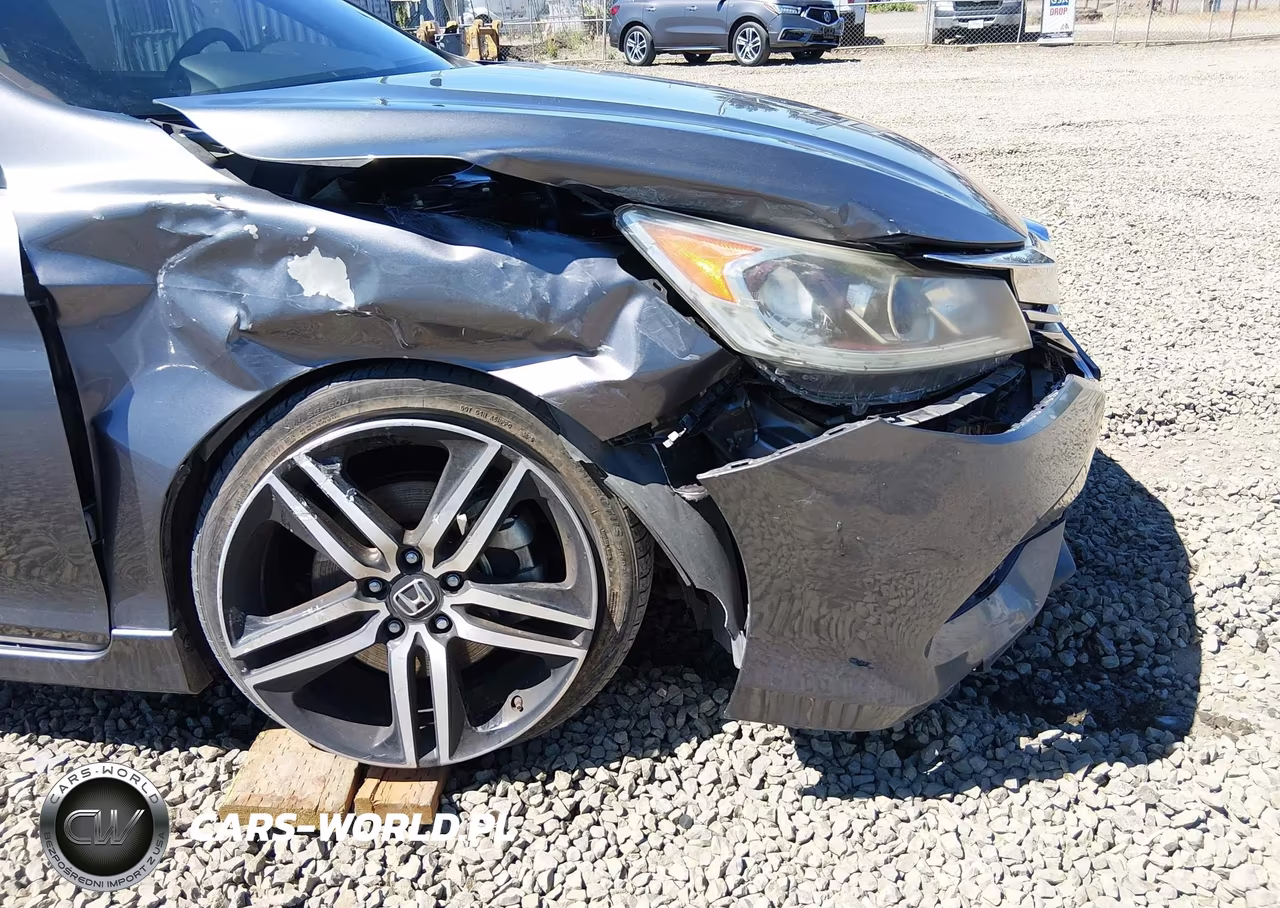 2016 Honda Accord Sport VIN:1HGCR2F52GA170349 - 17