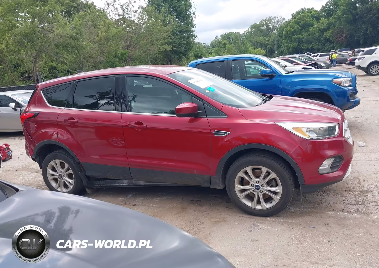 2019 Ford Escape Se VIN:1FMCU9GD8KUC53380 - 13