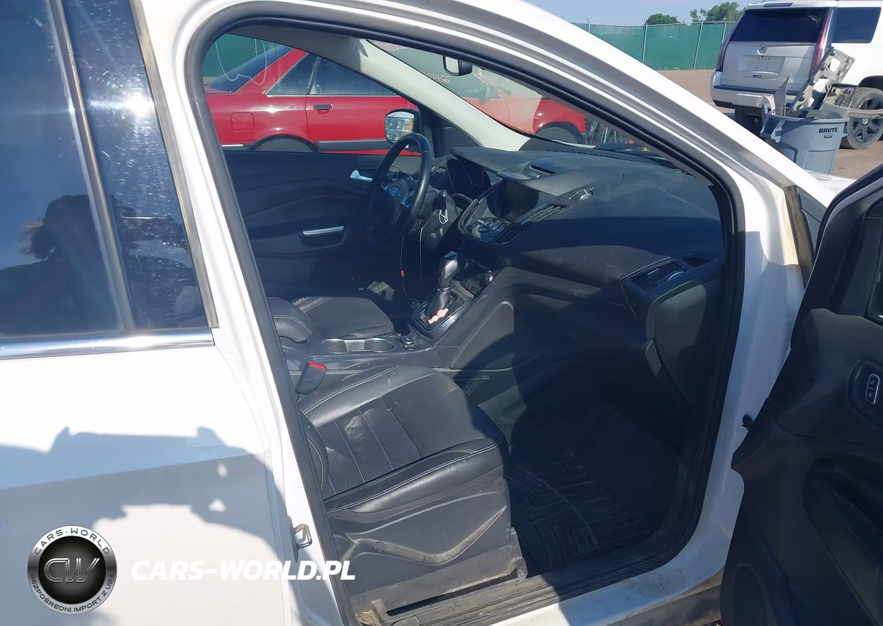 2014 Ford Escape Titanium VIN:1FMCU9J93EUE40566 - 5