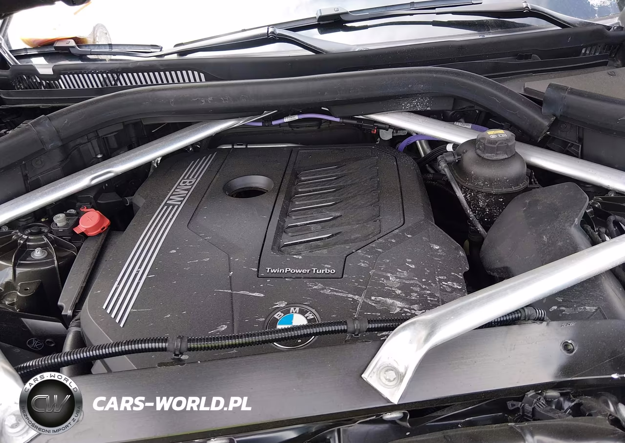 2021 BMW X6 xDrive40I VIN:5UXCY6C01M9G93104 - 10