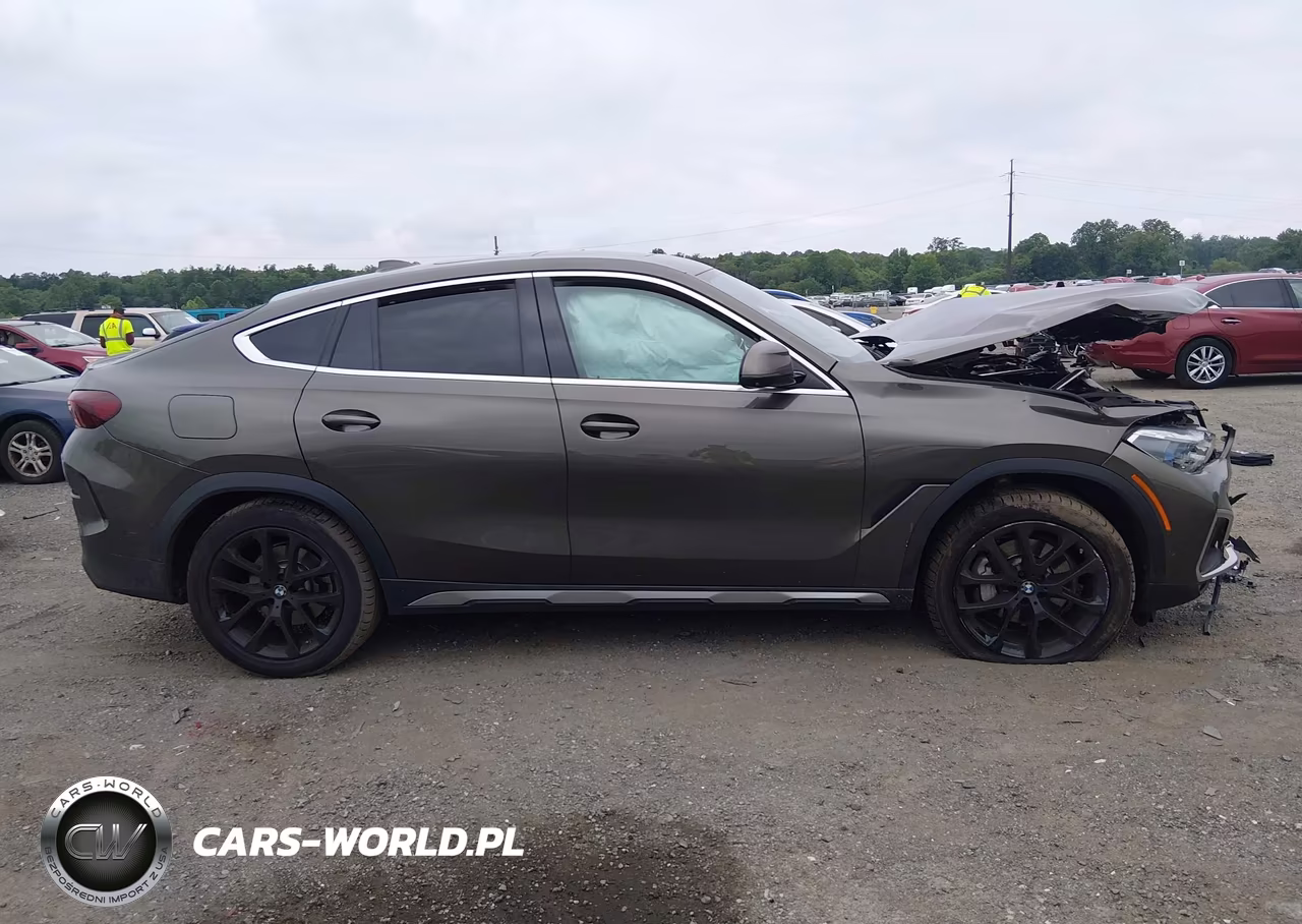 2021 BMW X6 xDrive40I VIN:5UXCY6C01M9G93104 - 13