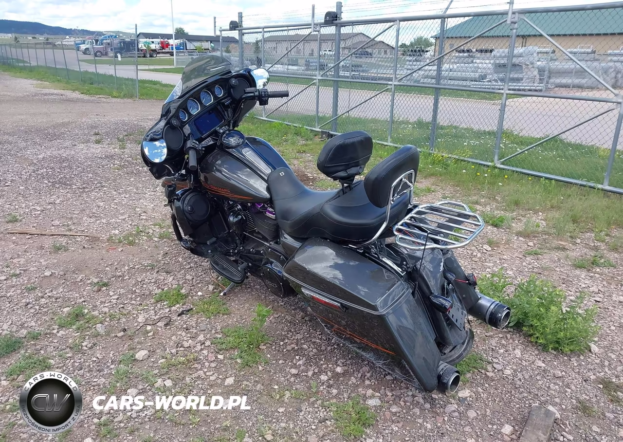 2019 Harley-Davidson Flhxs VIN:1HD1KRP12KB674884 - 3