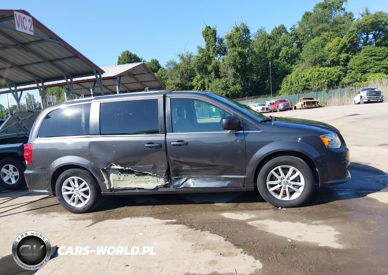 2018 Dodge Grand Caravan Sxt VIN:2C4RDGCG2JR301860 - 13