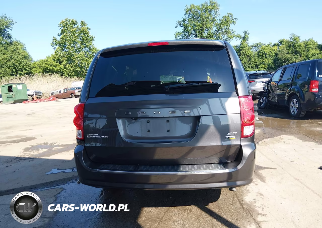 2018 Dodge Grand Caravan Sxt VIN:2C4RDGCG2JR301860 - 16