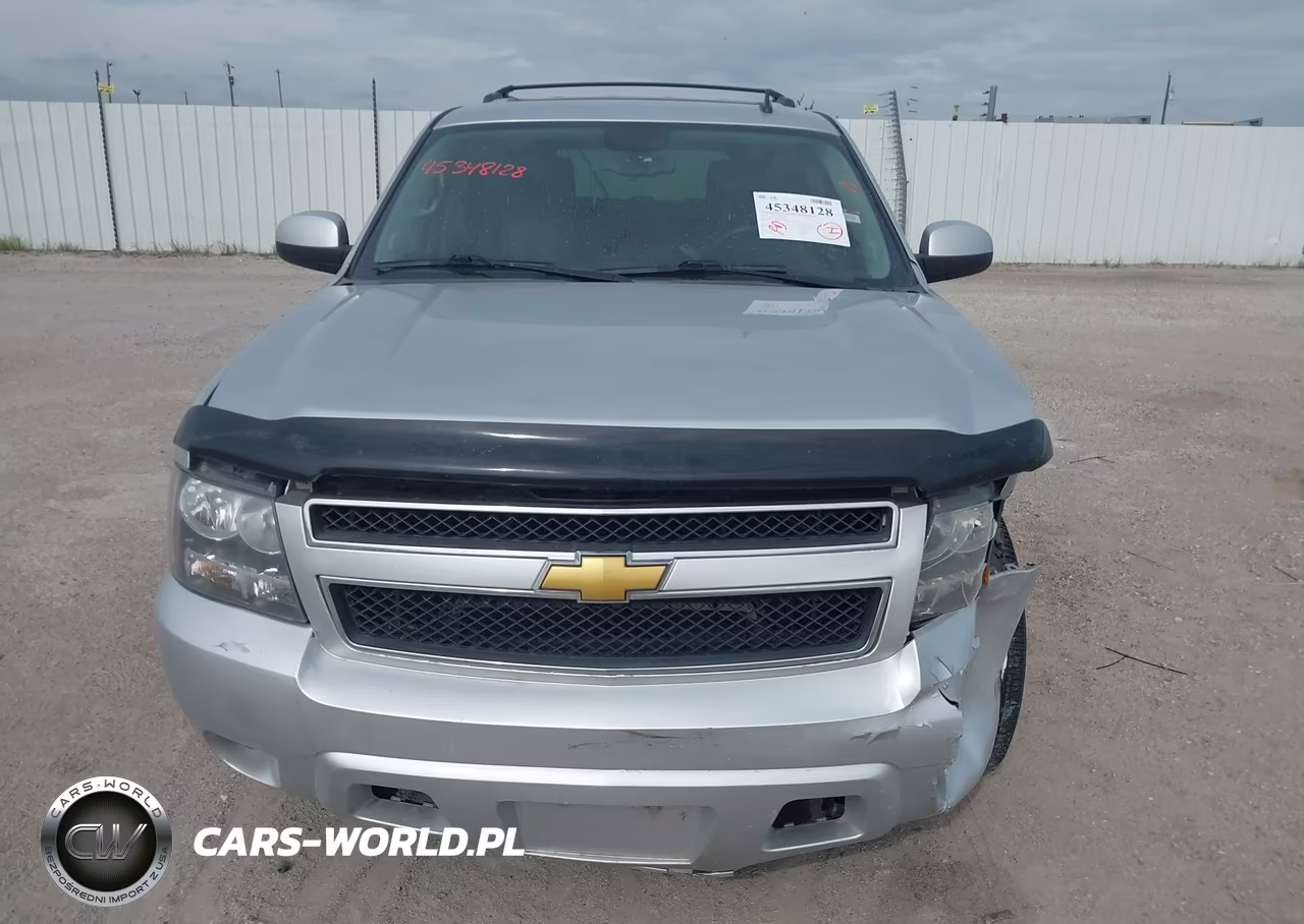 2013 Chevrolet Tahoe Ls VIN:1GNSCAE07DR141686 - 12