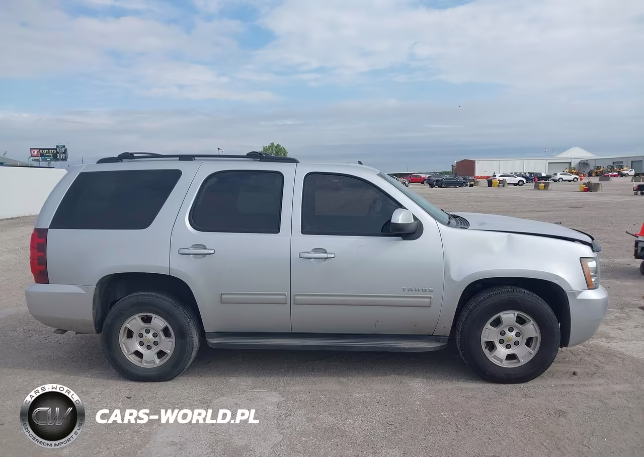 2013 Chevrolet Tahoe Ls VIN:1GNSCAE07DR141686 - 13