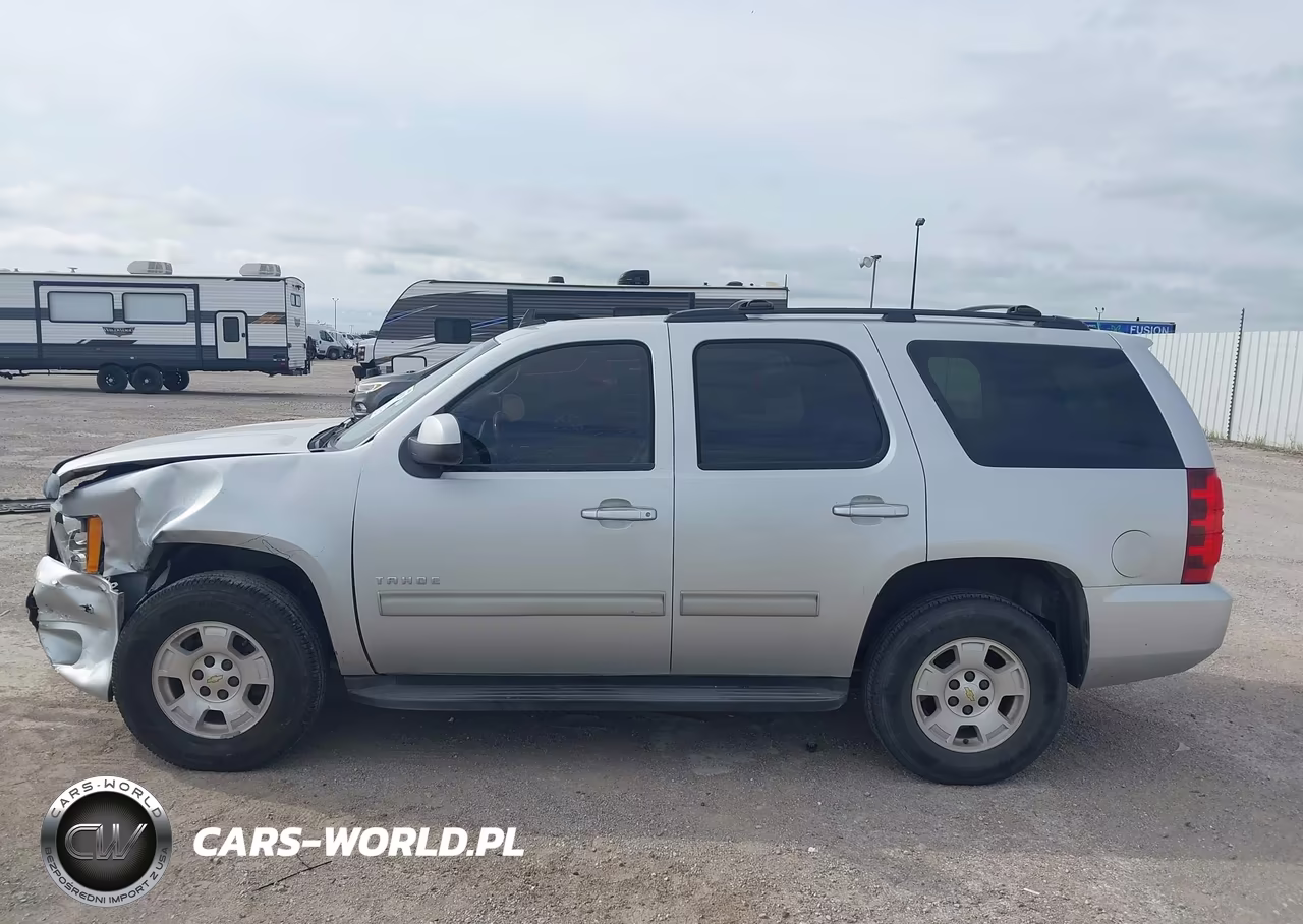 2013 Chevrolet Tahoe Ls VIN:1GNSCAE07DR141686 - 14