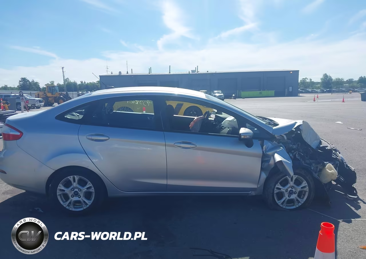 2015 Ford Fiesta Se VIN:3FADP4BJ2FM114393 - 13