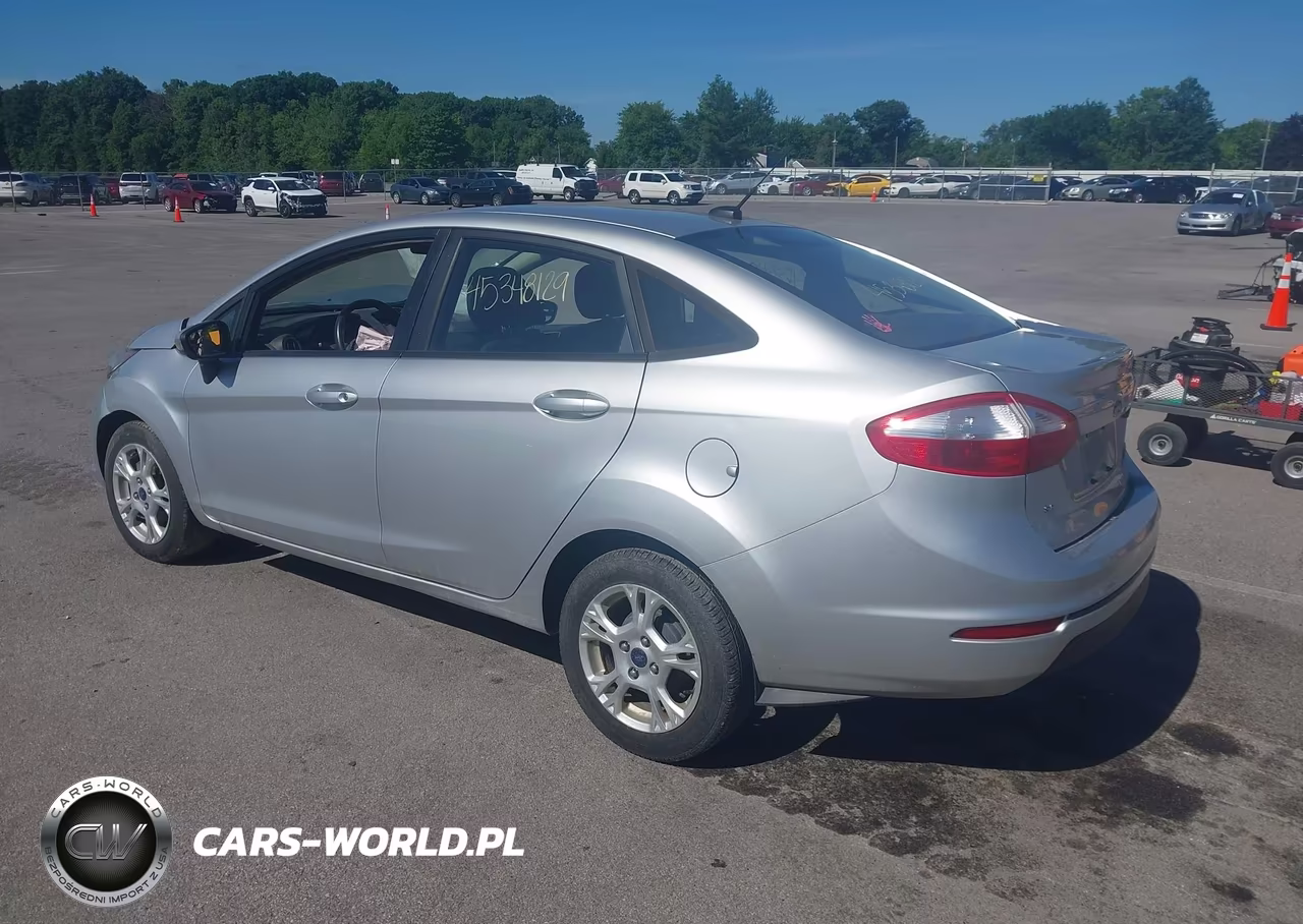 2015 Ford Fiesta Se VIN:3FADP4BJ2FM114393 - 3
