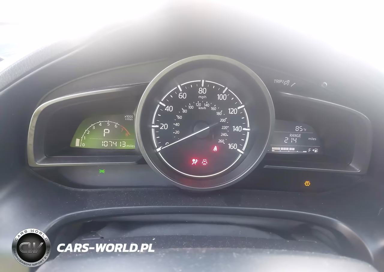 2018 Mazda Mazda3 Sport VIN:3MZBN1U70JM176758 - 7