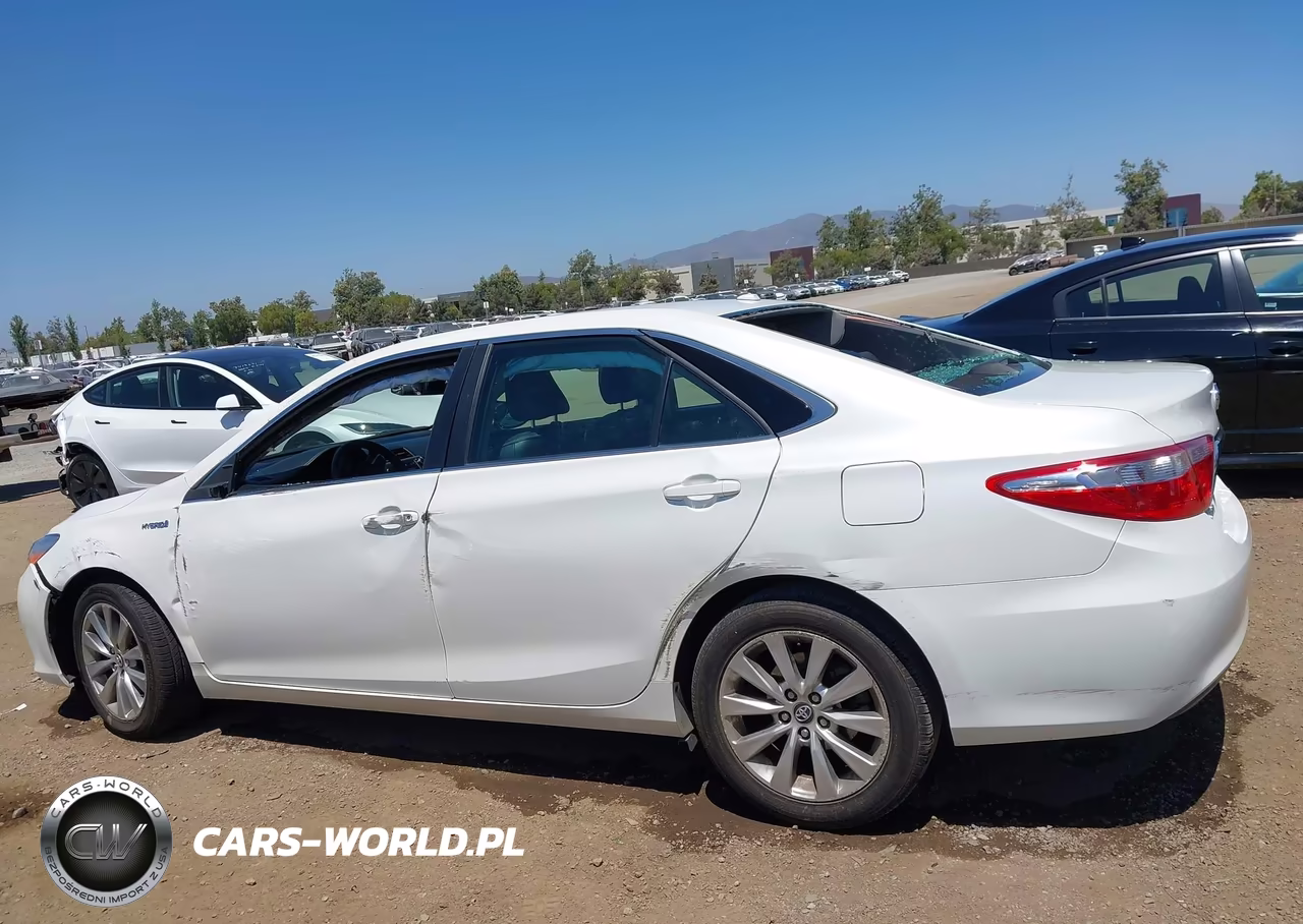 2017 Toyota Camry Hybrid Xle VIN:4T1BD1FK7HU225107 - 15