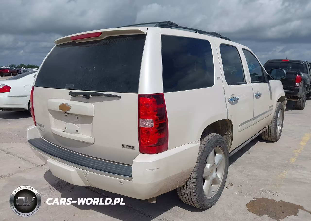 2012 Chevrolet Tahoe Ltz VIN:1GNSCCE02CR308367 - 4