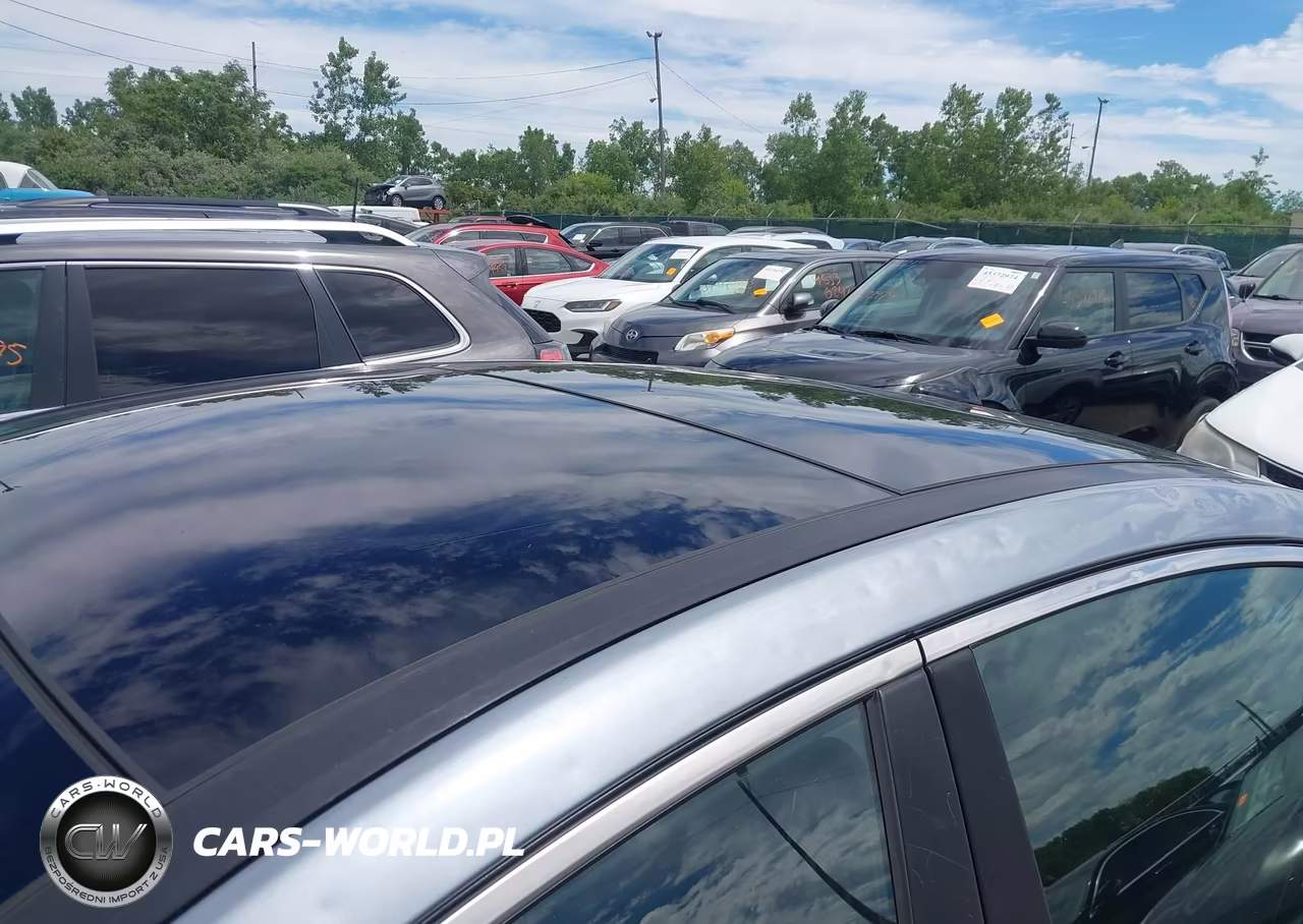 2015 Hyundai Genesis 5.0 VIN:KMHGN4JF4FU079454 - 18