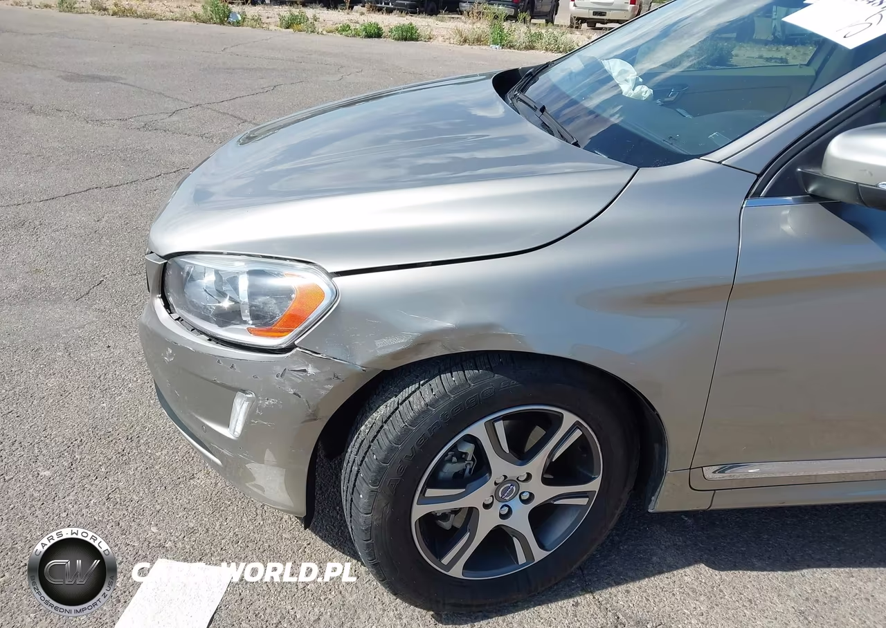 2015 Volvo Xc60 T6 VIN:YV449MDKXF2737470 - 18
