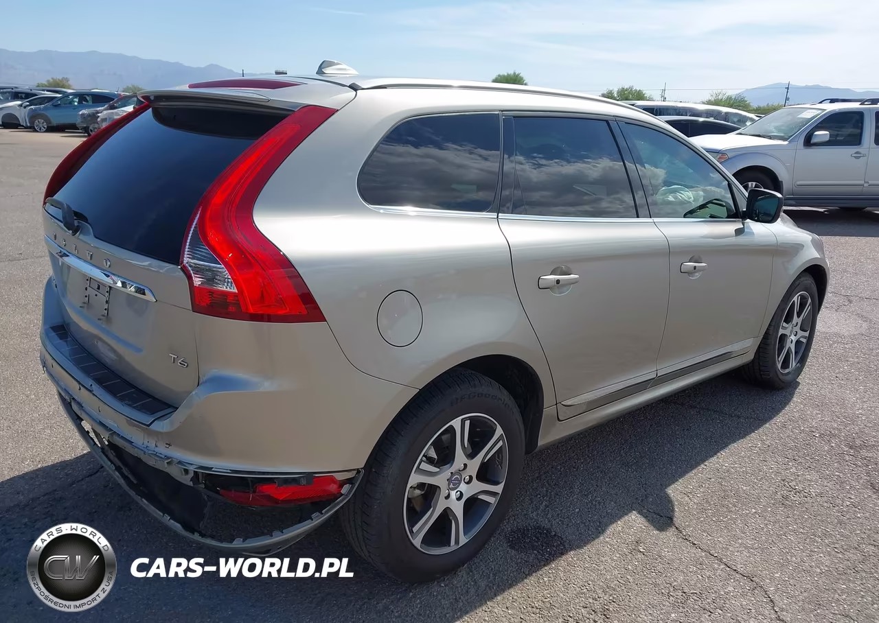 2015 Volvo Xc60 T6 VIN:YV449MDKXF2737470 - 4