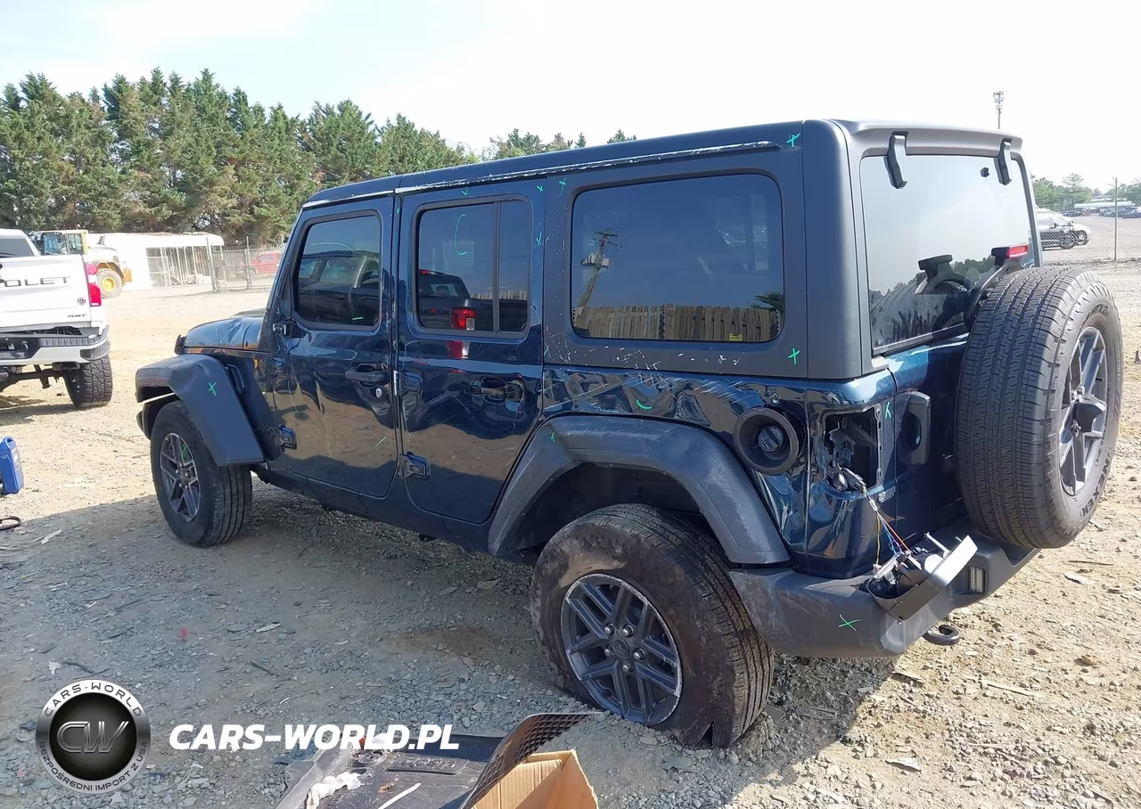 2025 Jeep Wrangler 4-Door Summit 4X4 VIN:1C4PJXDN6SW540558 - 3