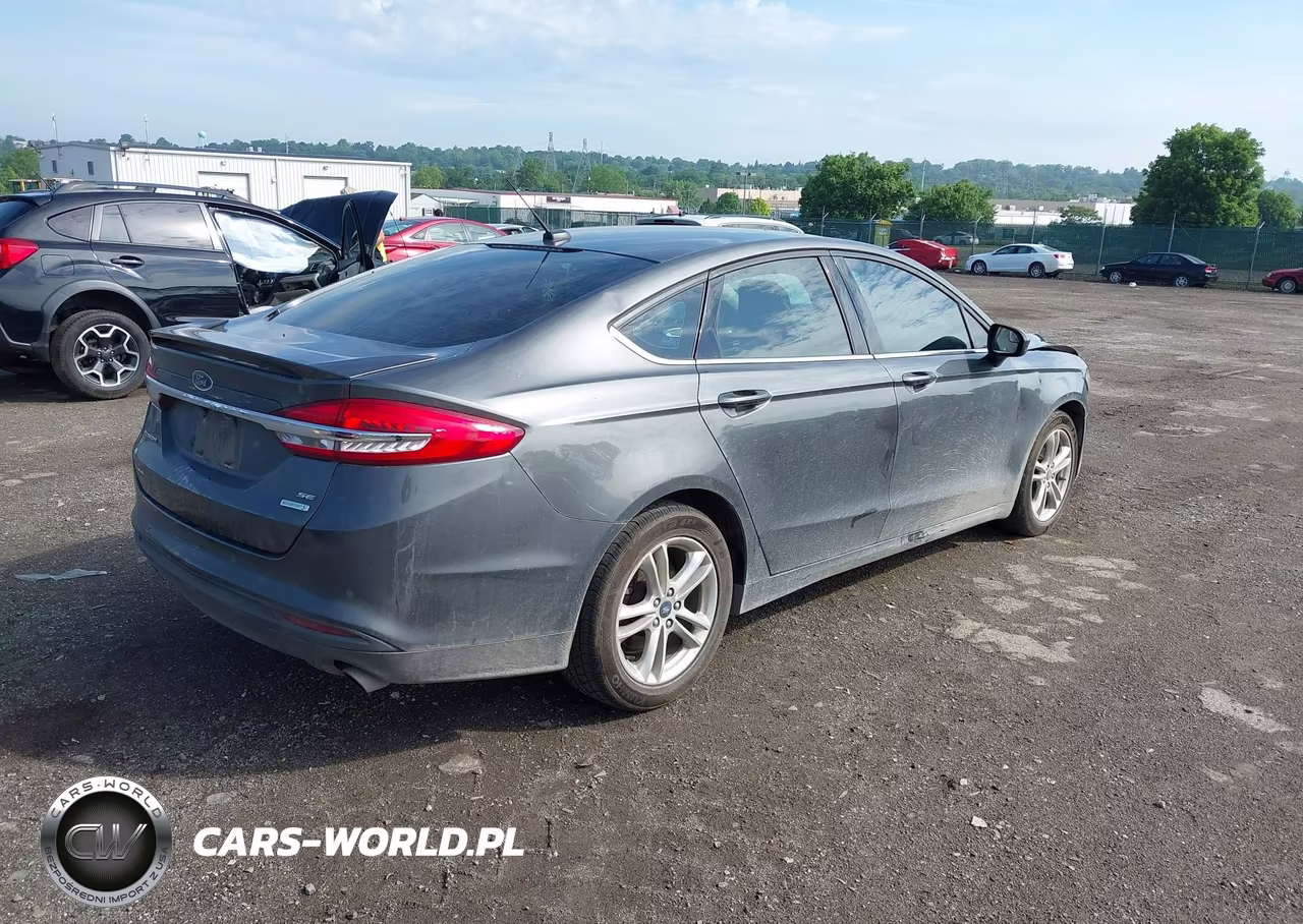 2018 Ford Fusion Se VIN:3FA6P0HDXJR264234 - 4