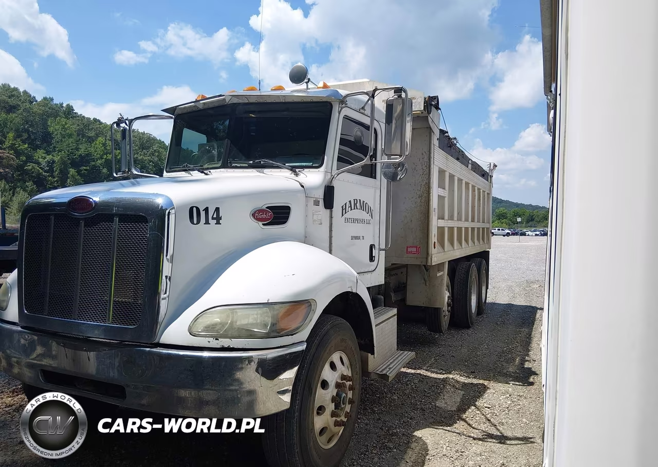2006 Peterbilt 335 VIN:2NPLLZ9X36M661910 - 14