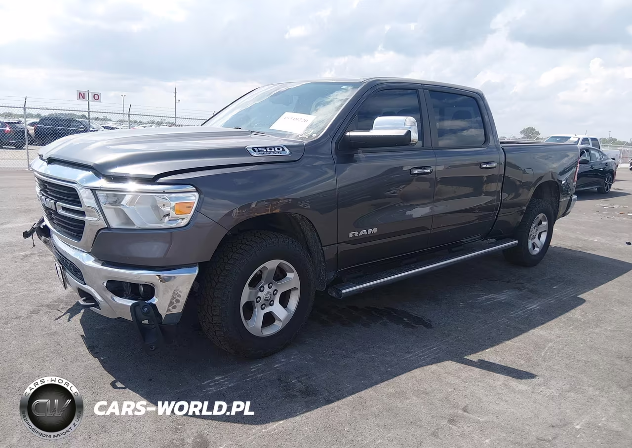 2019 Ram 1500 Big Horn VIN:1C6SRFMTXKN614623 - 2