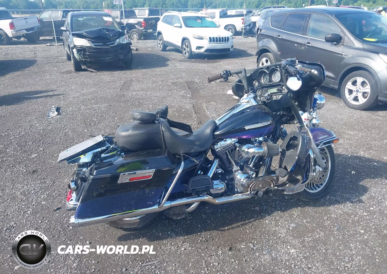 2010 Harley-Davidson Flhtk VIN:1HD1KEM1XAB674045 - 11