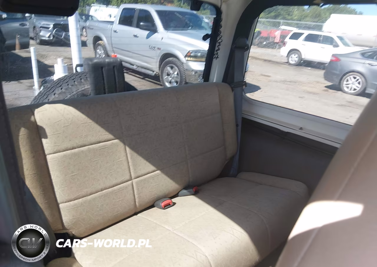 2001 Jeep Wrangler Sport VIN:1J4FA49S51P359334 - 8