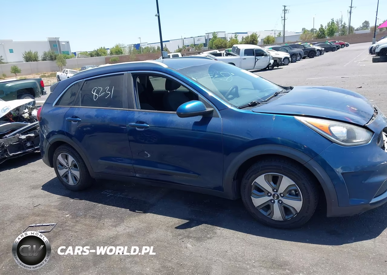 2018 Kia Niro Lx VIN:KNDCB3LC0J5157577 - 13