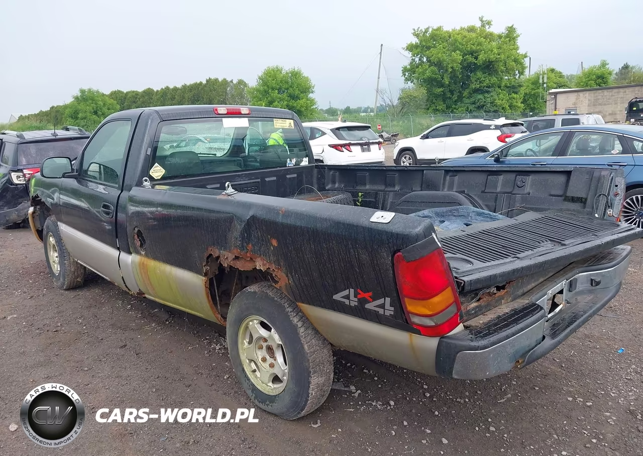 2003 GMC Sierra 1500 Work Truck VIN:1GTEK14V53E333944 - 3