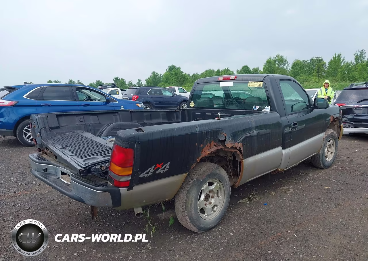 2003 GMC Sierra 1500 Work Truck VIN:1GTEK14V53E333944 - 4