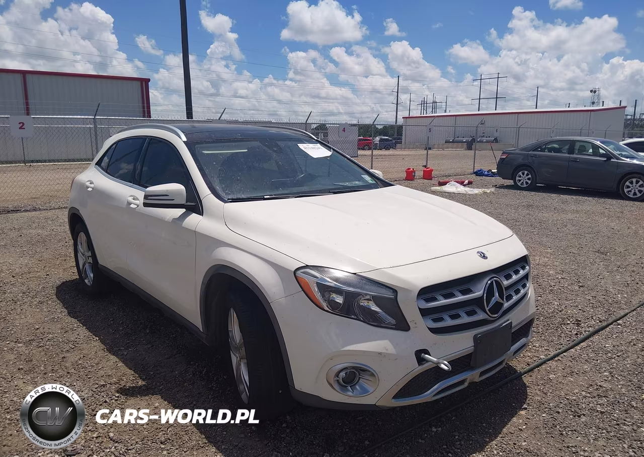 2018 Mercedes-Benz Gla 250 – zdjęcie 1 z 17