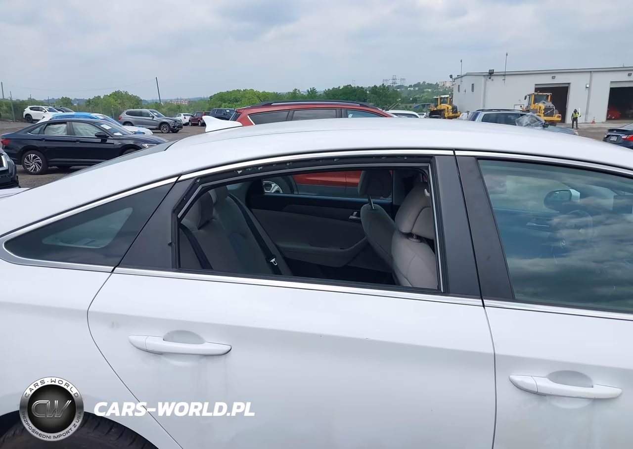 2016 Hyundai Sonata VIN:5NPE24AF1GH434967 - 11