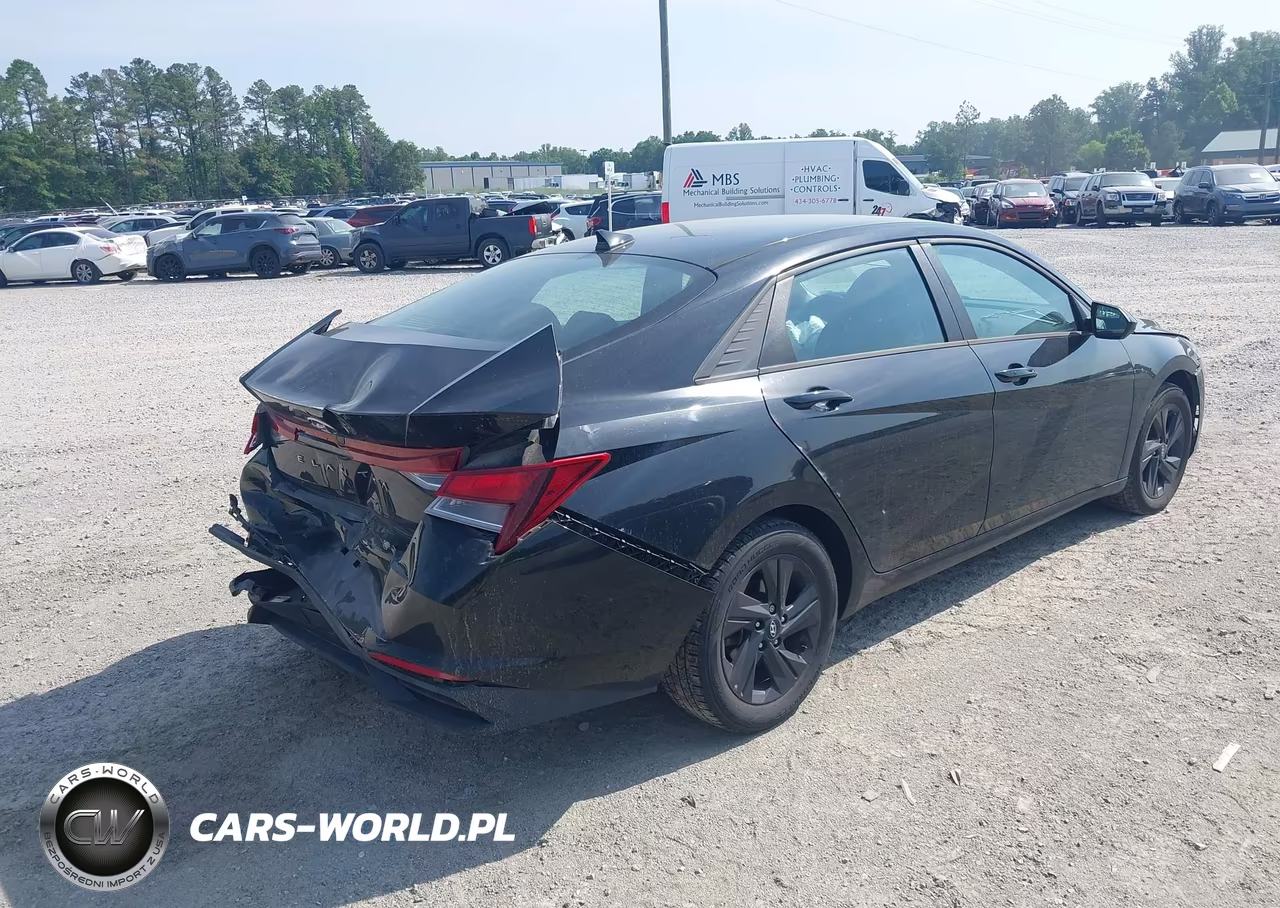2022 Hyundai Elantra Sel VIN:5NPLS4AG8NH059270 - 4