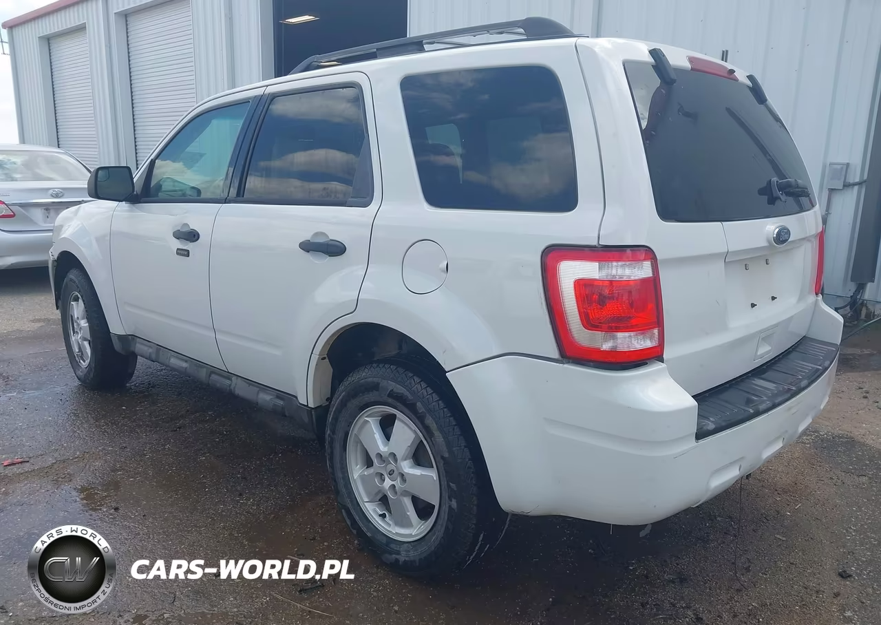 2011 Ford Escape Xlt VIN:1FMCU9D74BKA55972 - 3