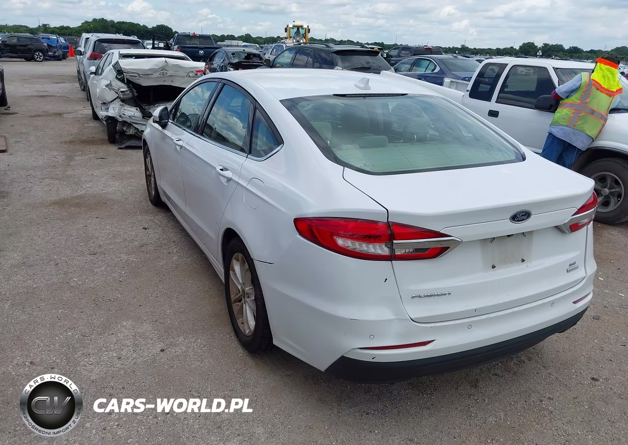 2020 Ford Fusion Se VIN:3FA6P0HD3LR251747 - 3
