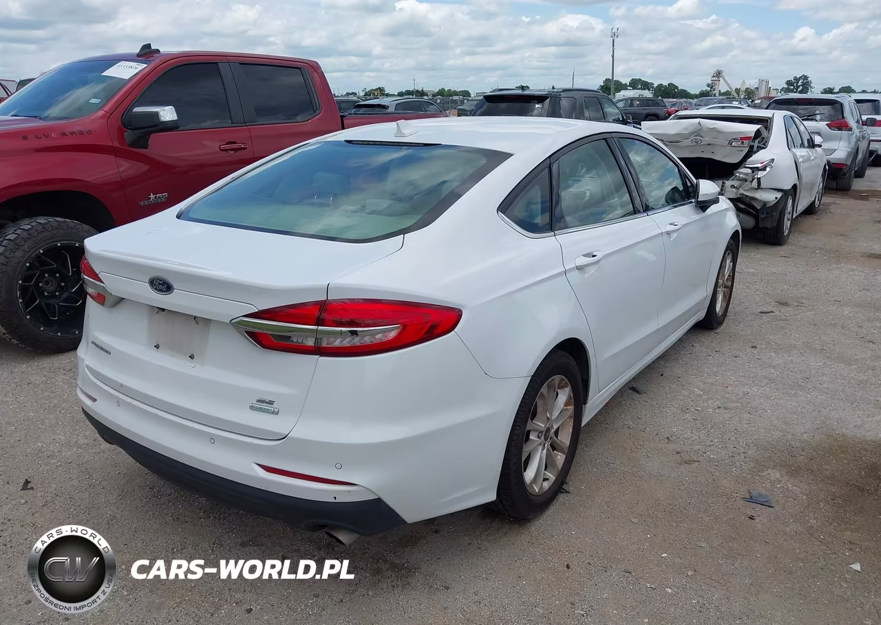 2020 Ford Fusion Se VIN:3FA6P0HD3LR251747 - 4