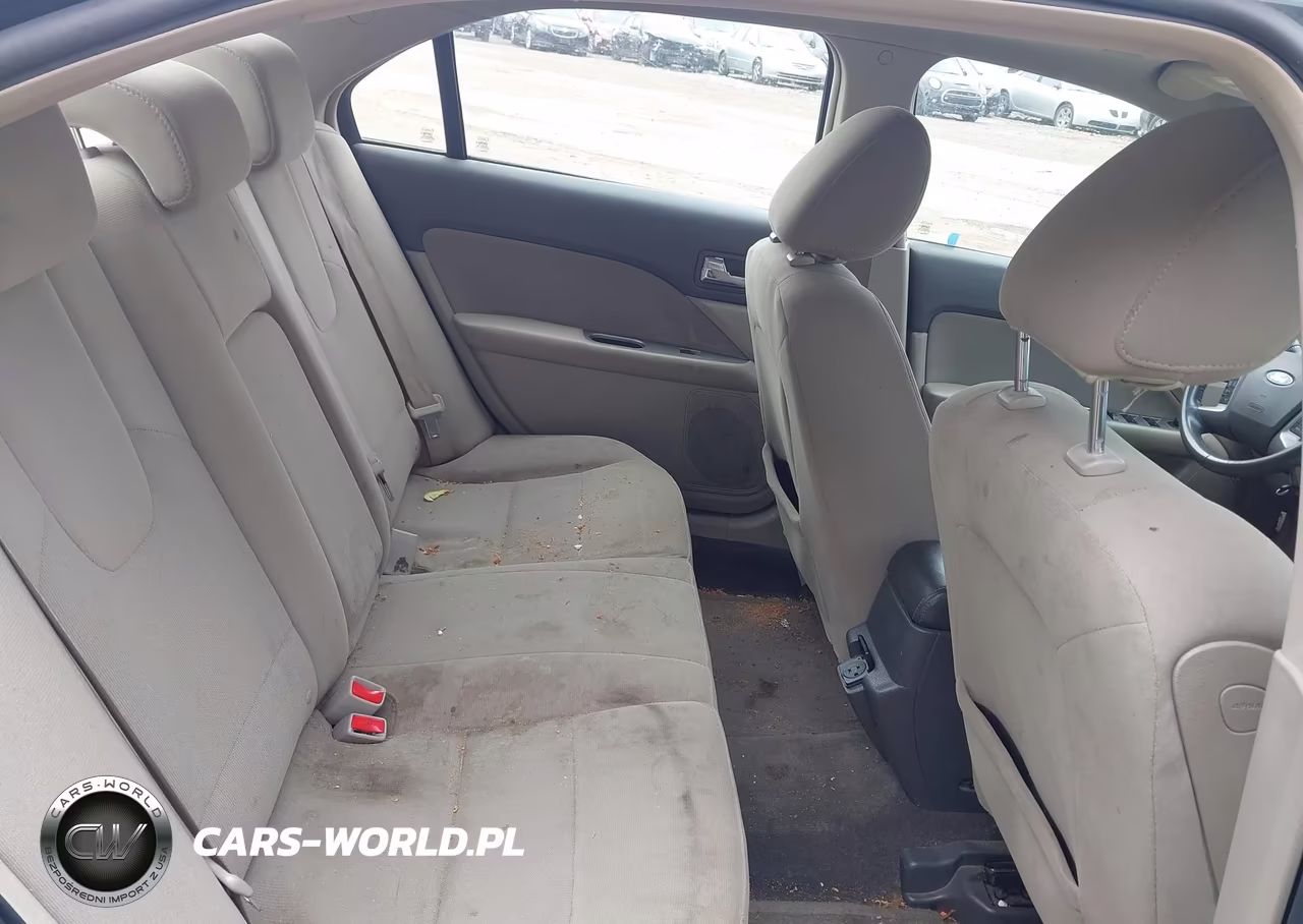 2010 Ford Fusion Hybrid VIN:3FADP0L30AR304570 - 8