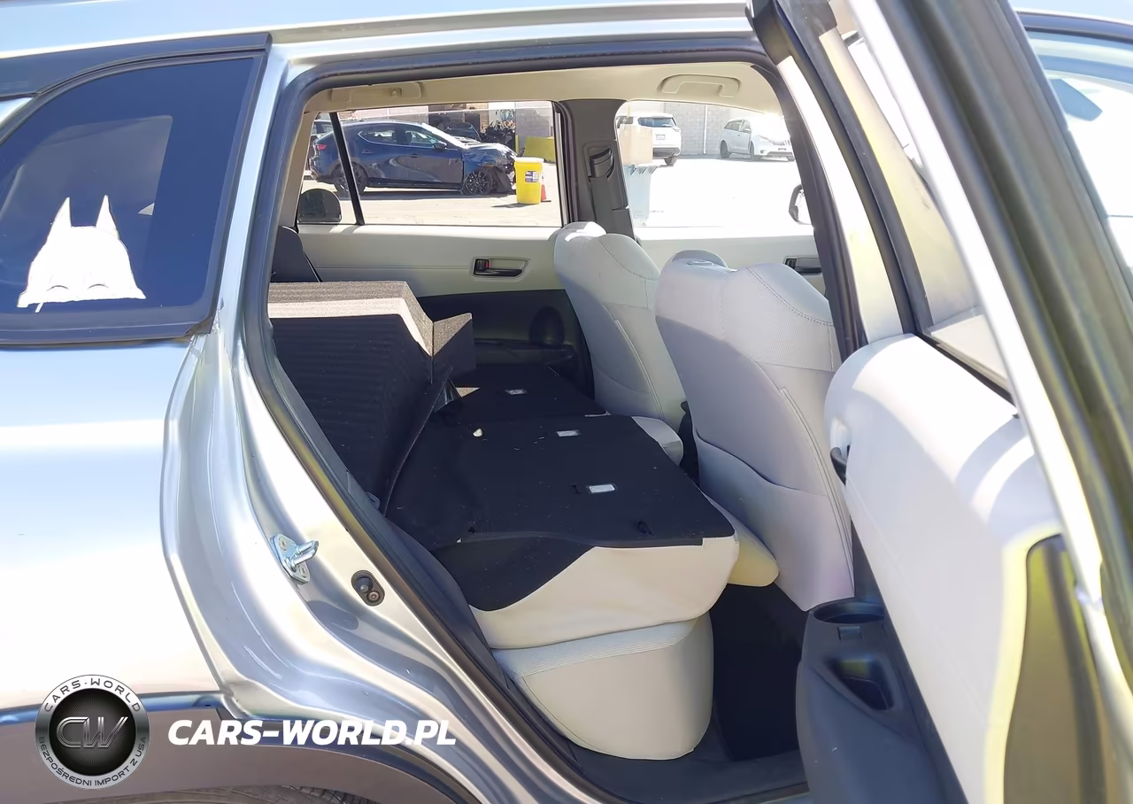 2022 Toyota Corolla Cross Le VIN:7MUCAABG0NV004991 - 8