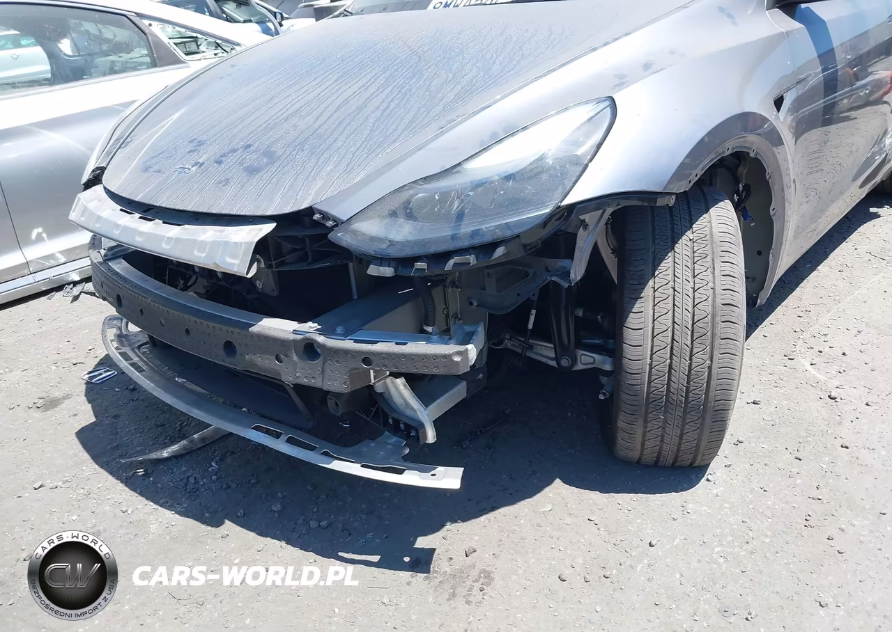 2024 Tesla Model Y Long Range Dual Motor All-Wheel Drive VIN:7SAYGDEEXRA299408 - 6