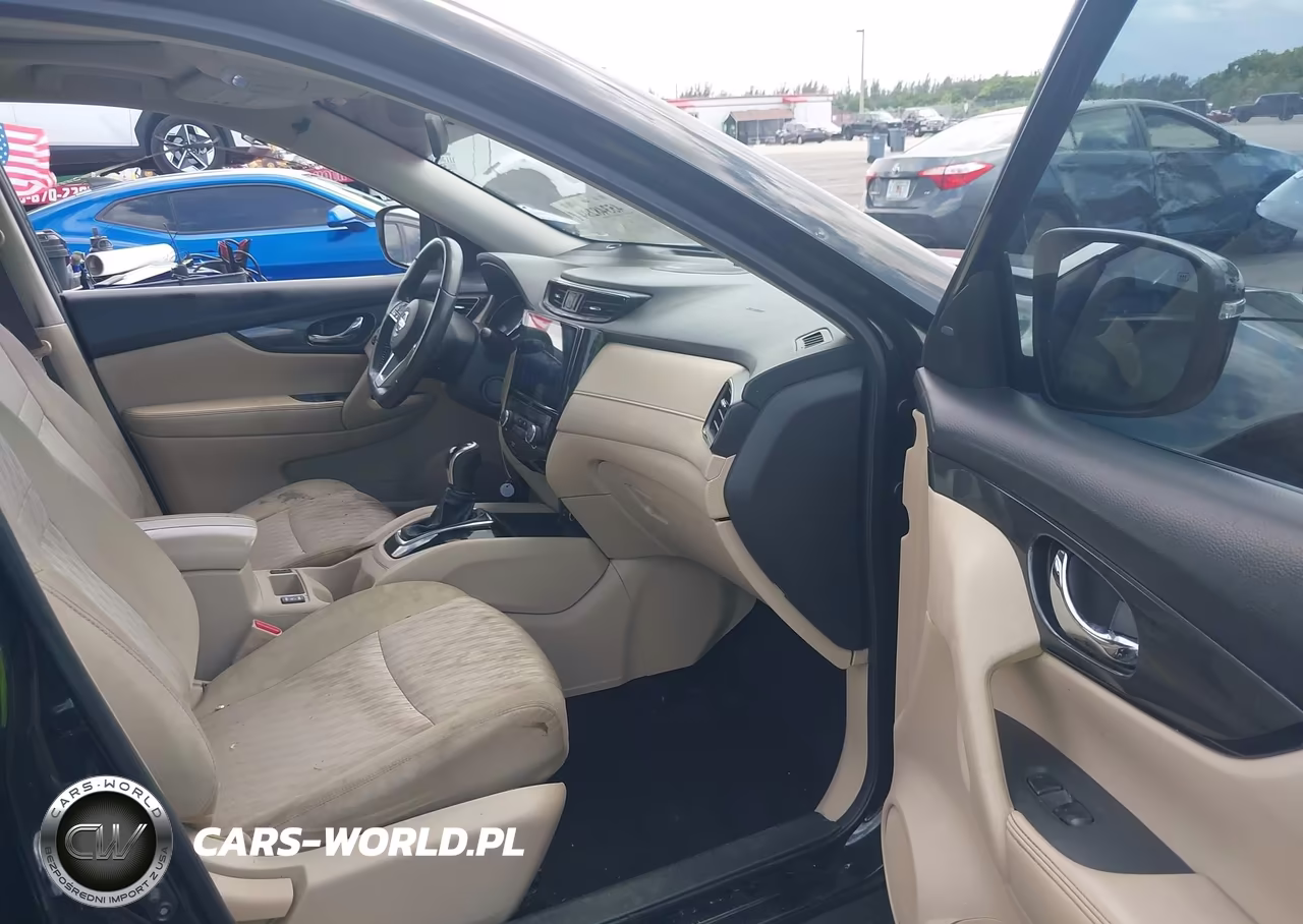 2017 Nissan Rogue Sv VIN:5N1AT2MT0HC821505 - 5
