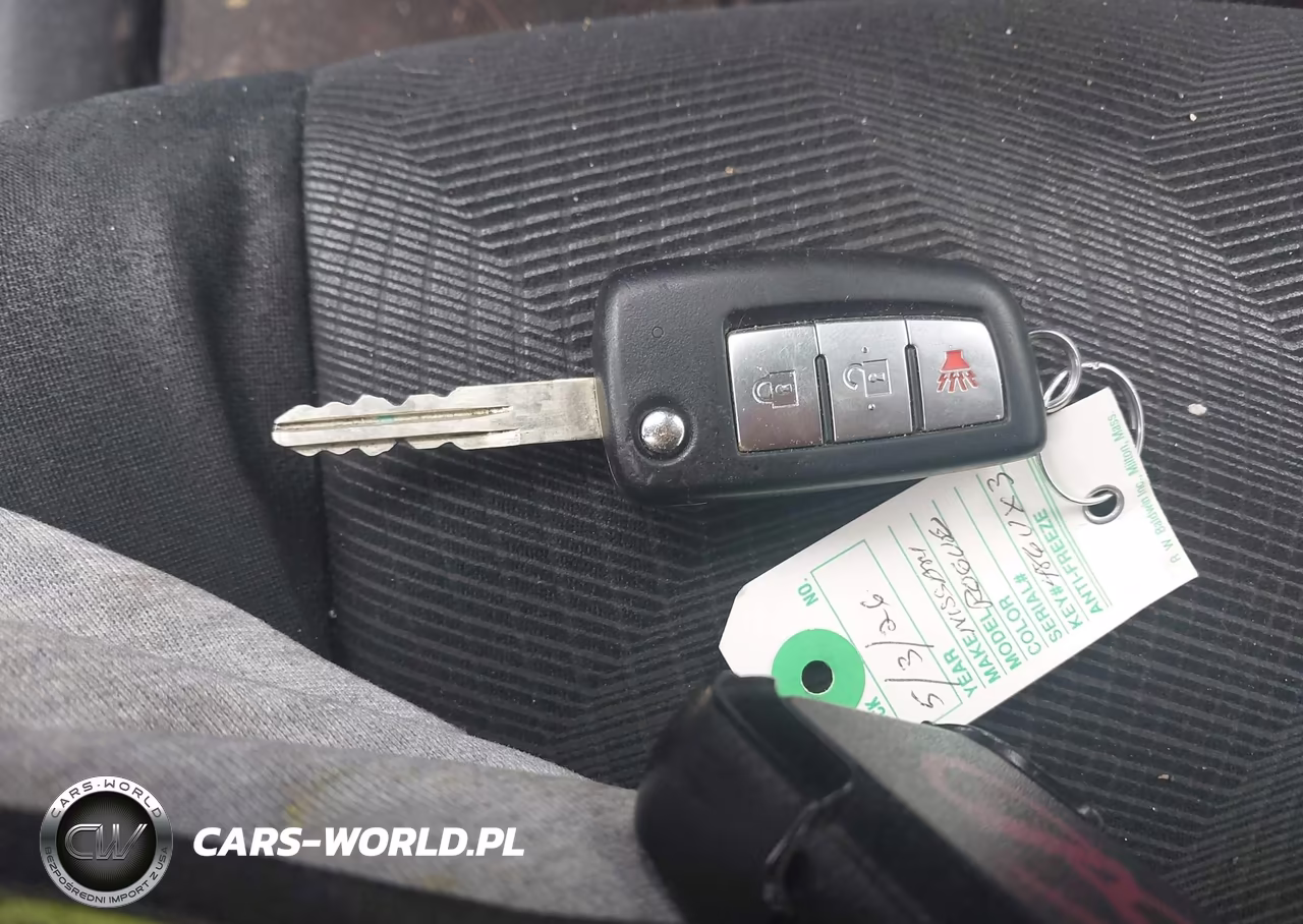 2016 Nissan Rogue S VIN:5N1AT2MM6GC773628 - 11