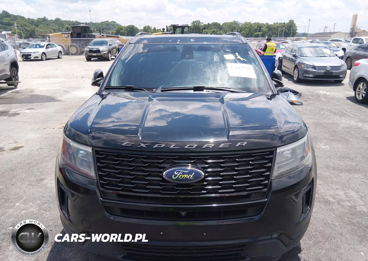 2018 Ford Explorer Sport VIN:1FM5K8GTXJGA47670 - 12
