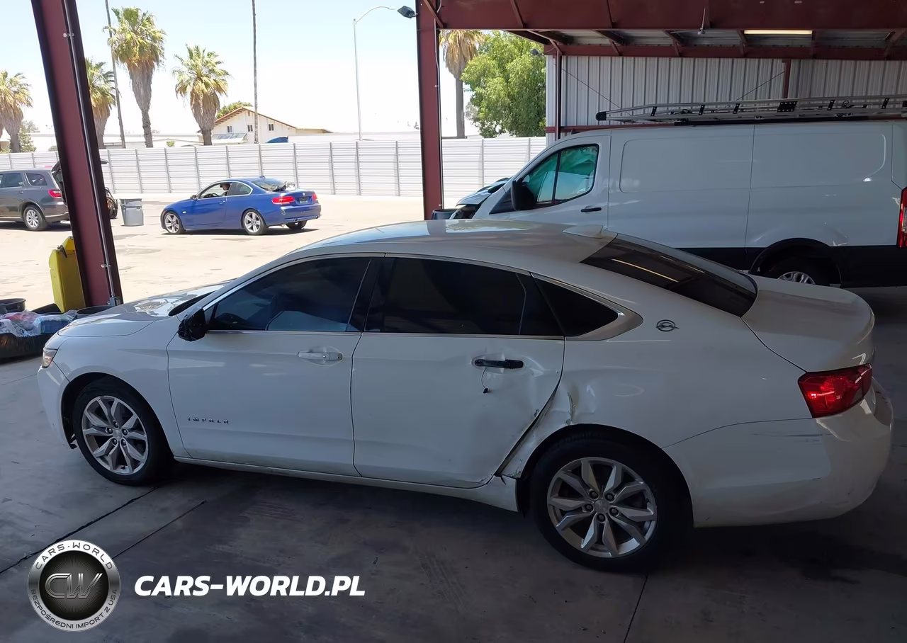 2018 Chevrolet Impala 1Lt VIN:2G1105SA8J9168668 - 14