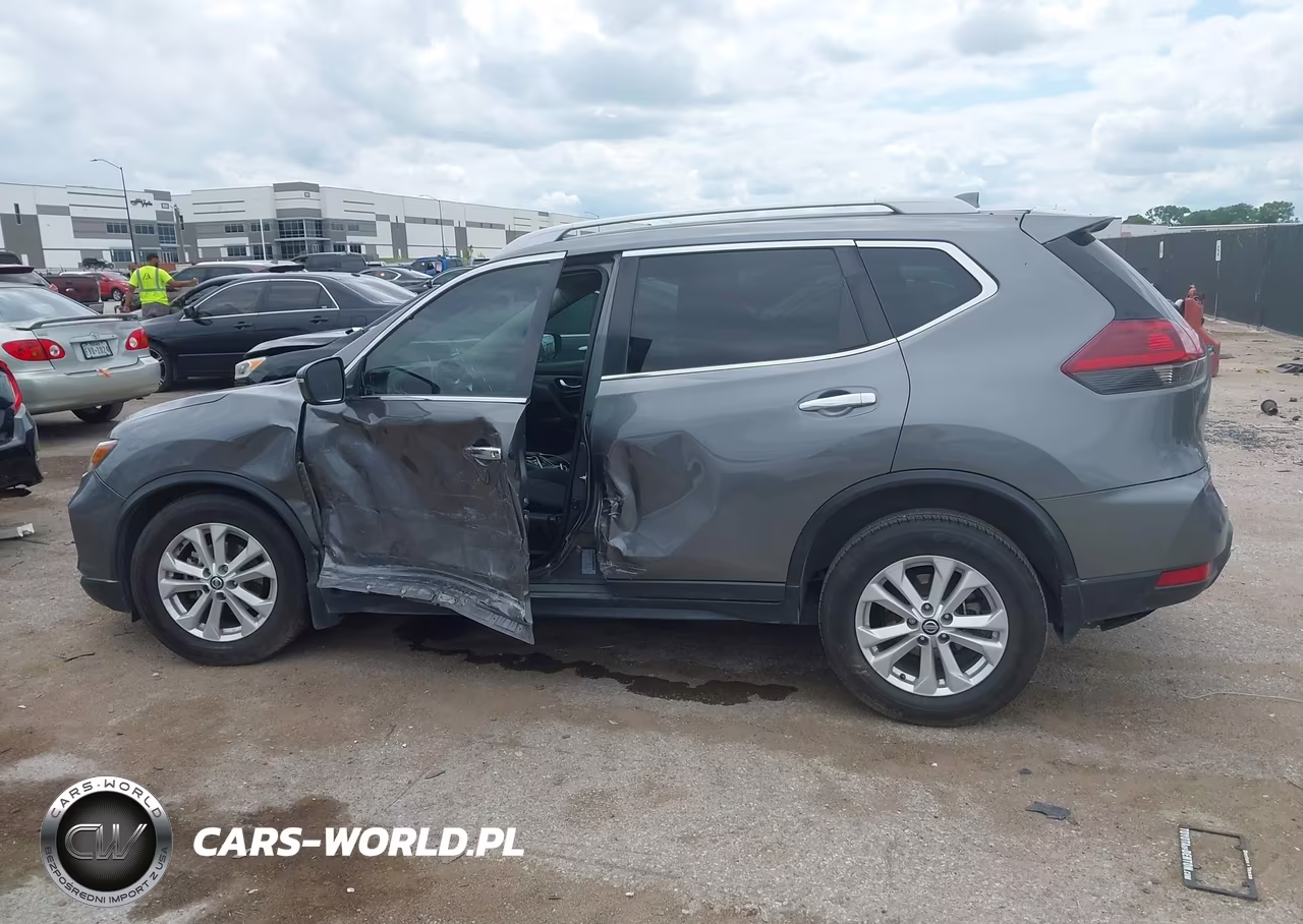 2018 Nissan Rogue S VIN:5N1AT2MT3JC817633 - 14