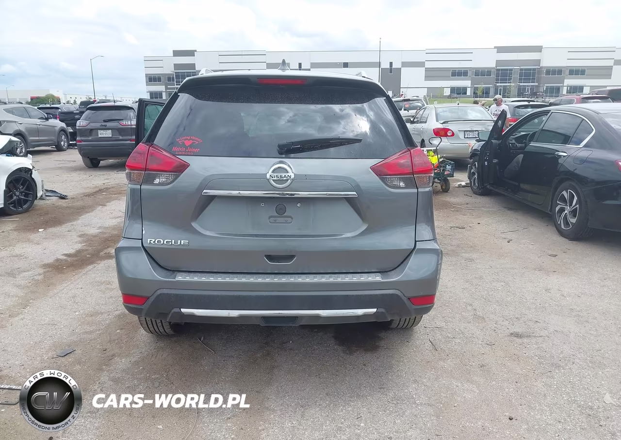 2018 Nissan Rogue S VIN:5N1AT2MT3JC817633 - 16