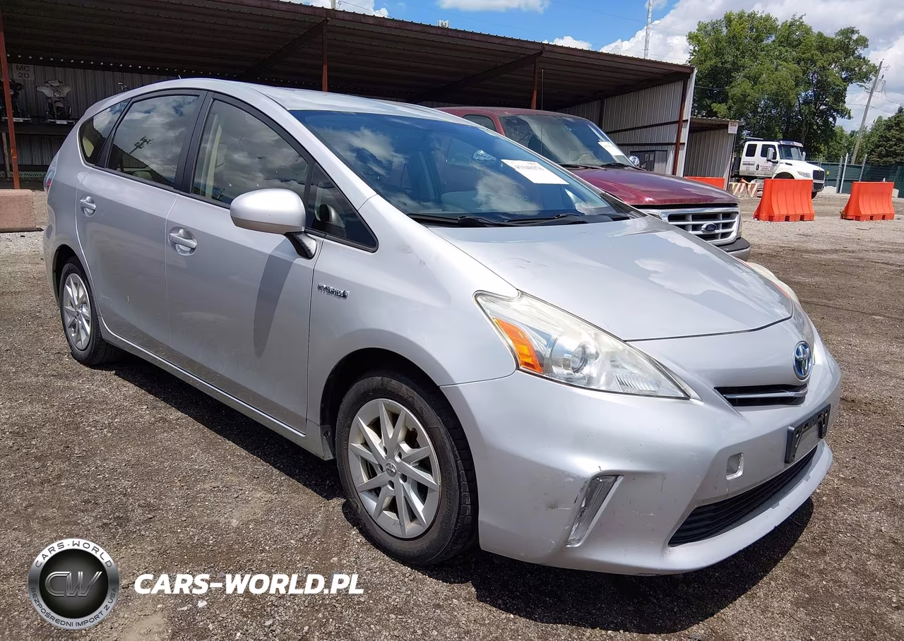 2012 Toyota Prius V Two – zdjęcie 1 z 16
