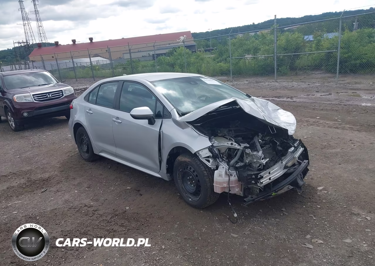 2021 Toyota Corolla Le – zdjęcie 1 z 17